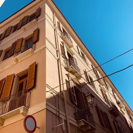 Apartment Elegant 60 M² + Balcony B *