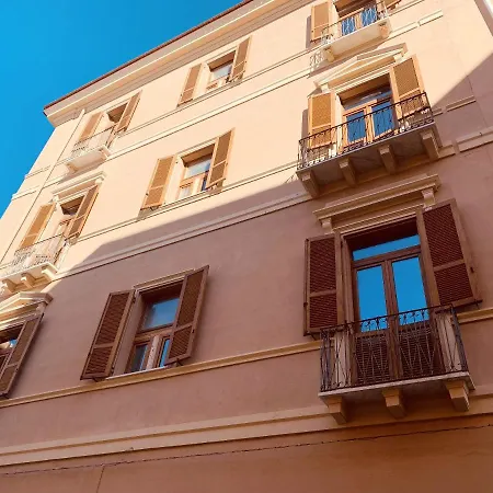 Elegant 60 M² + Balcony B