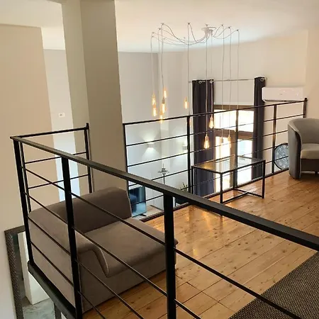 Elegant 60 M² + Balcony B * Cagliari