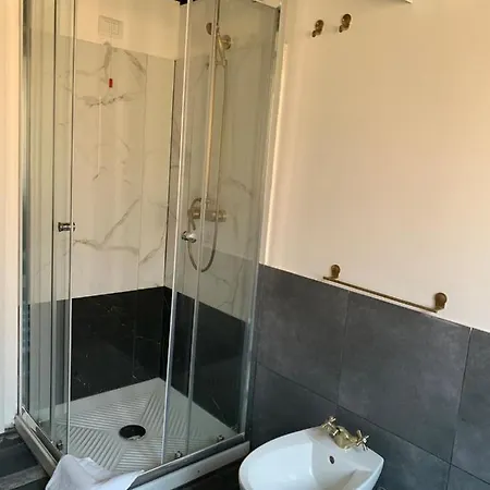 Elegant 60 M² + Balcony B Apartment