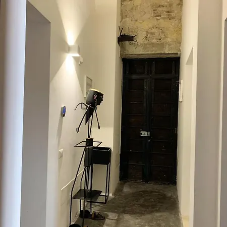 Apartment Elegant 60 M² + Balcony B Cagliari