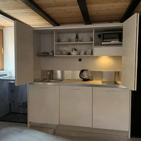 Apartment Elegant 60 M² + Balcony B *