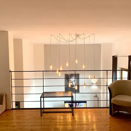 Elegant 60 M² + Balcony B *