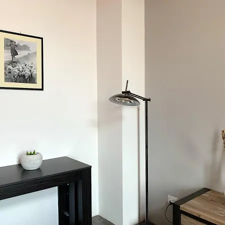 Elegant 60 M² + Balcony B Cagliari