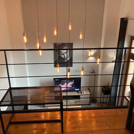 Elegant 60 M² + Balcony B Lejlighed