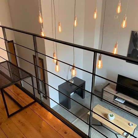 Appartamento Elegant 60 M² + Balcony B *
