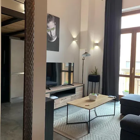Elegant 60 M² + Balcony B *